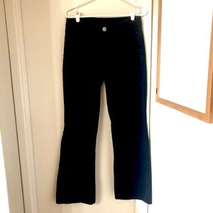 Kut from the Kloth blk bootcut corduroy pants